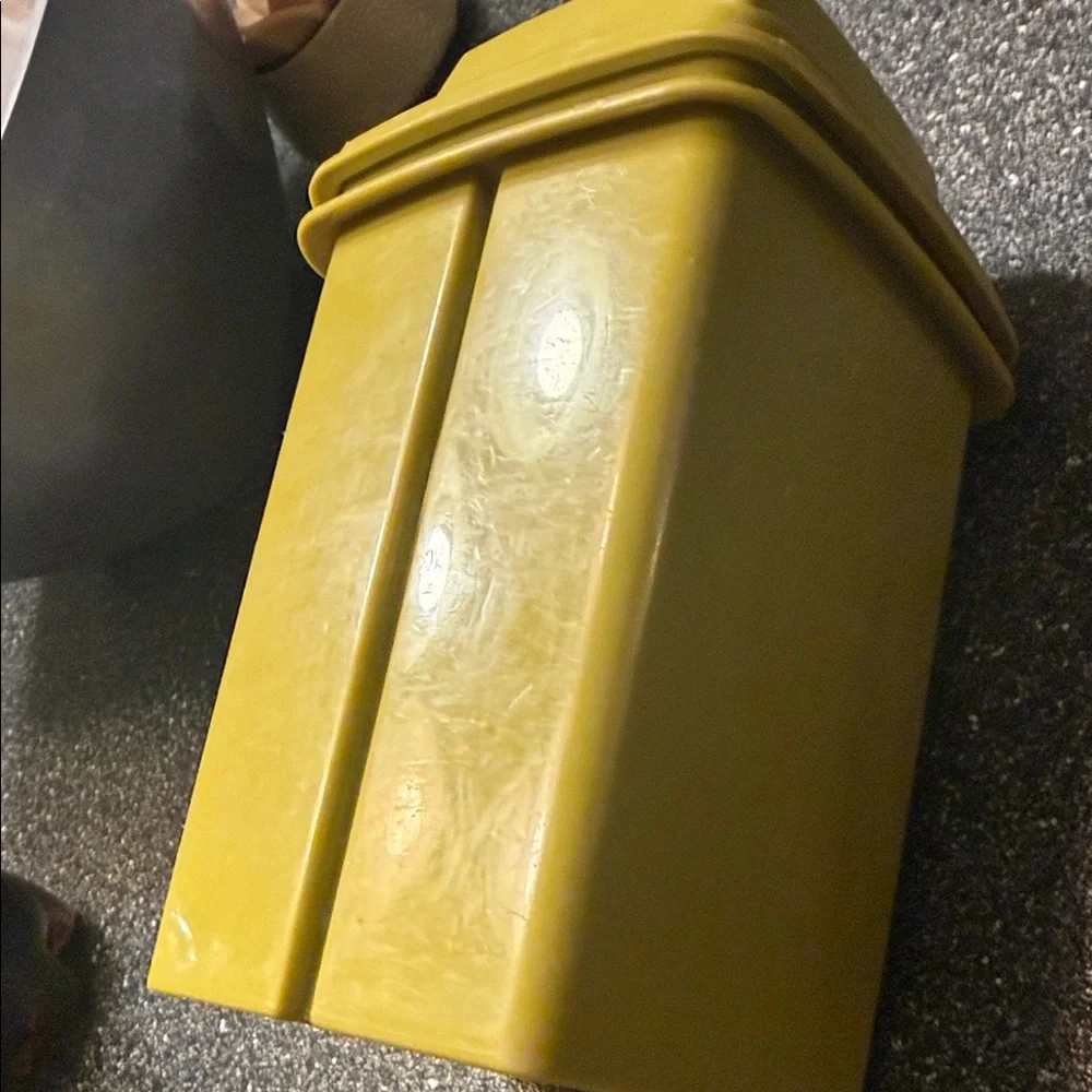 Vintage Tupperware Avocado Green pickle keeper 3pc Square Lid 1970s - Picture 6 of 6